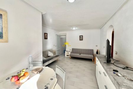 GROUND FLOOR BUNGALOW RENTAL IN TORREVIEJA - ALICANTE PROVINCE - Photo 3