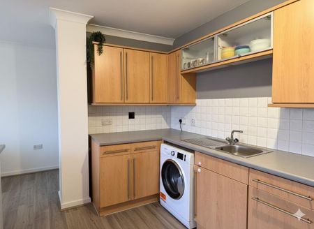 2 bedroom flat to rent - Photo 5