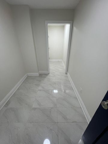 For Lease - 58 Satchell Boulevard Unit# Basement, Toronto, Ontario - Photo 4