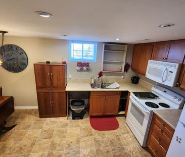 For Lease - 232 Angeline Street Unit# Lower, Kawartha Lakes, Ontario - Photo 5