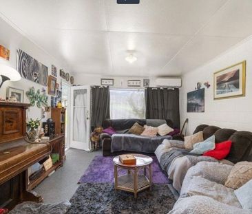 Comfortable Living - Photo 3