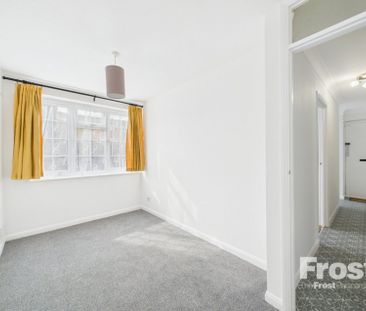 Waters Drive, Staines-Upon-Thames, Middlesex,TW18 - Photo 3
