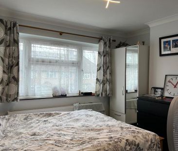 6 bedroom terraced house to rent - Photo 5