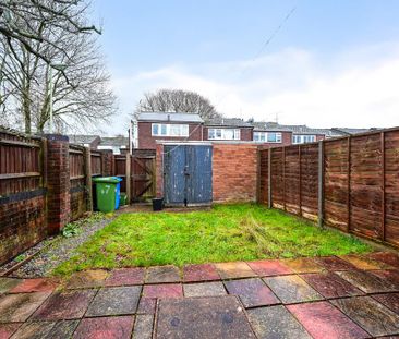 2 bedroom end of terrace house to rent - Photo 6