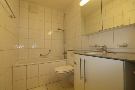 Im Herzen von Basel, grosszügige 2-Zimmer-Wohnung zu vermieten - Foto 4