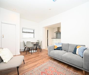 2 Silverstream Gardens, Belfast, BT14 8GS - Photo 2