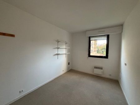 Location Appartement 81m² BORDEAUX 33200 - Photo 2