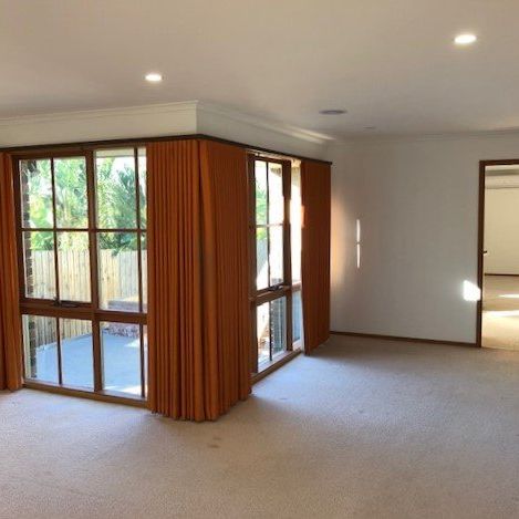 2 Tiki Court, Wheelers Hill - Photo 1