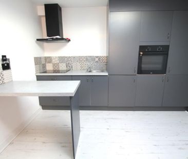 2 bedroom flat to rent - Photo 4