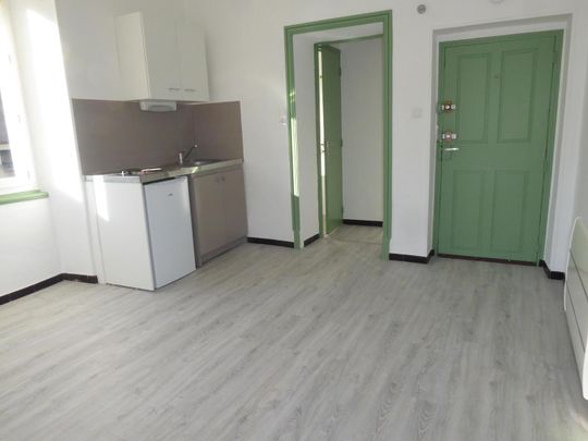 Location Appartement 2 pièces 30m² AUBENAS 07200 - Photo 1