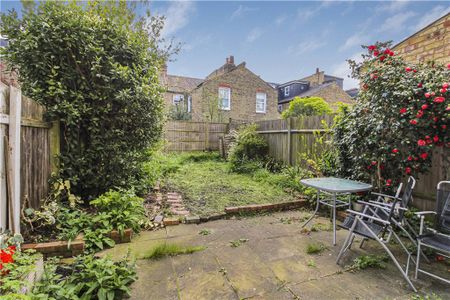 Freshford Street, London, SW18 3TF - Photo 5
