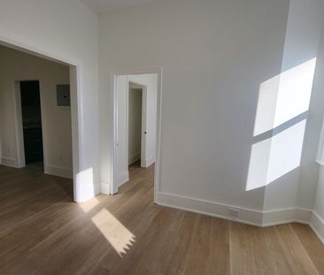 For Lease - 172.5 Hunter Street Unit# 7, Peterborough, Ontario - Photo 3