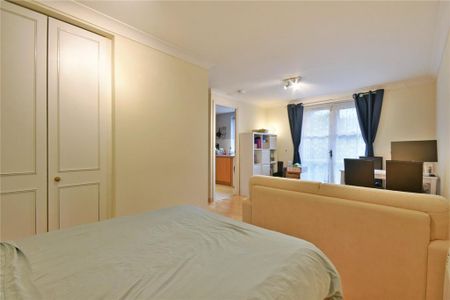 Studio to rent - Photo 5