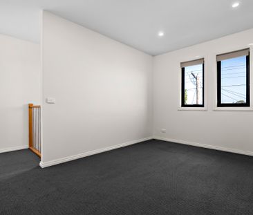 44 Prospect Street, Glenroy VIC 3046 - Townhouse For Rent | Domain - Photo 6