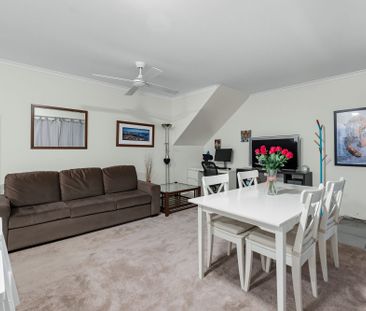 Modern 1 Bedroom Unit in the Heart of Jamisontown - Photo 3