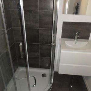 Location Appartement 1 pièce 31m² LE CREUSOT 71200 - Photo 3