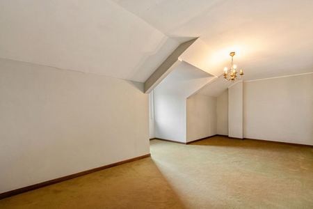 Ruime eengezinswoning met authentieke charme in Koninksem - Photo 2