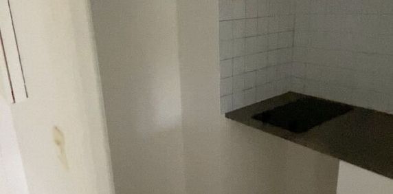 Location Appartement 1 pièce 26m² - Photo 2