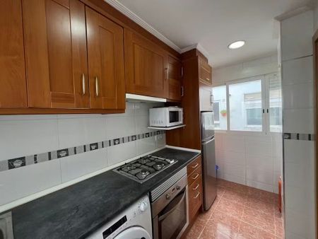 Carrer Guillem Escrivà, Valencia, Valencian Community 46011 - Photo 3