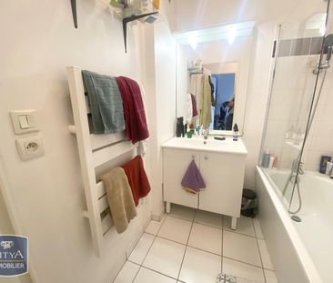Location Appartement 2 pièces 47m² VALENCIENNES 59300 - Photo 2