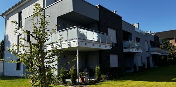 Moderne Erdgeschosswohnung mit Terrasse ! - Foto 2