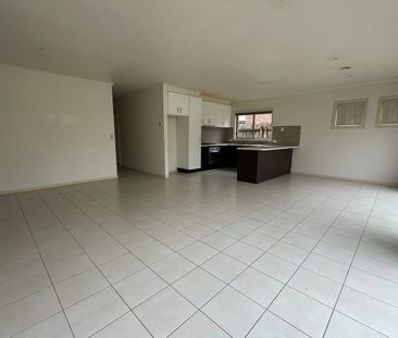 Contemporary and Location!! - Photo 4