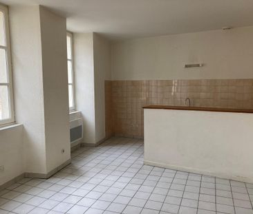 Location Appartement 2 pièces 40m² ETOILE SUR RHONE 26800 - Photo 3