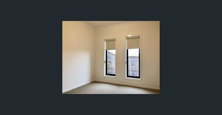 Modern house in Narre Warren South. - Photo 2