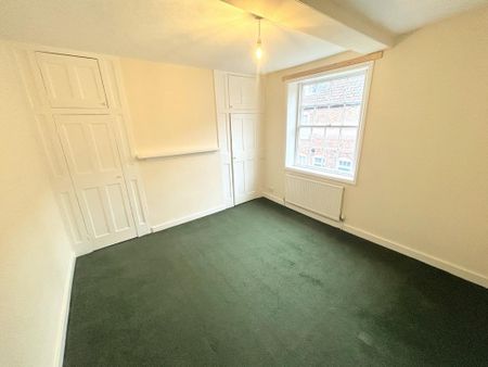 2 bedroom terraced house to rent - Photo 3