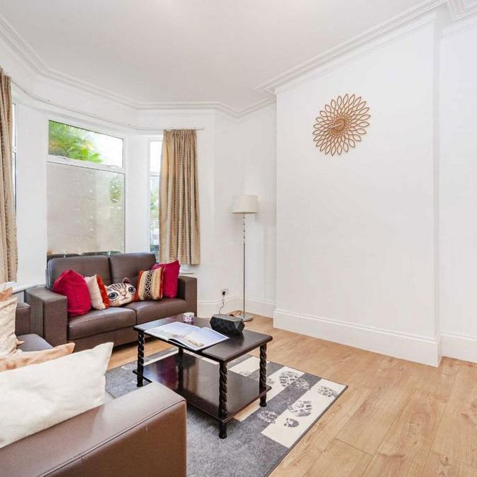 4 bedroom house to rent - Photo 1