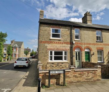 3 bedroom end of terrace house to rent - Photo 1