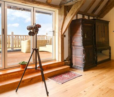 Beautifully converted Oast House near to the village of Brenchley - Photo 1