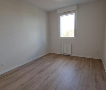 Bel appartement de type 3 avec balcon exposé Sud et garage . - Photo 4