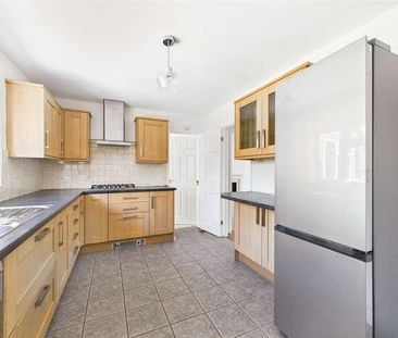 Grovelands Avenue, Winnersh, Wokingham, Berkshire, RG41 - Photo 1
