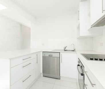 Victorian terrace with a separate studio - Photo 2