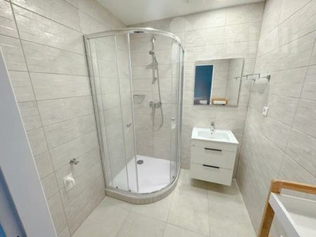 Pronájem nově zrekonstruovaného bytu 3+1 s lodžií, 72 m - Photo 4