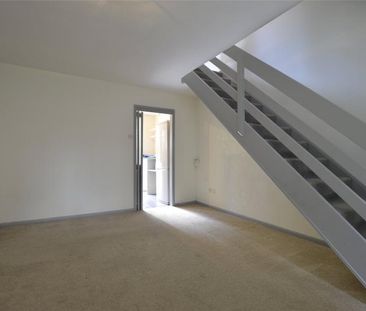Reddings Park, The Reddings, Cheltenham, Gloucestershire, GL51 - Photo 3