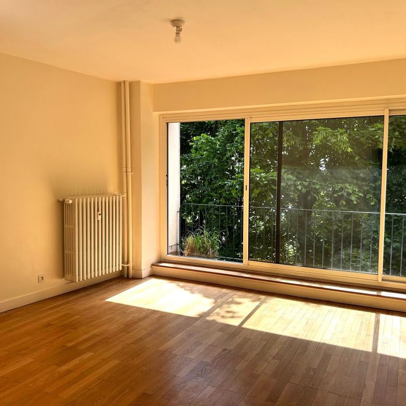 Location Appartement 2 pièces 66m² STE FOY LES LYON 69110 - Photo 1