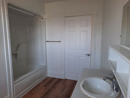 For Lease - 20 King Street Unit# 2, North Dundas, Ontario - Photo 4