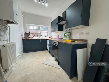 2 bedroom terraced house to rent - Photo 5