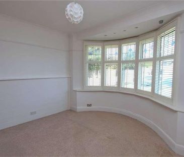 Highfield Grove, Westcliff-on-sea, Essex, SS0 - Photo 3