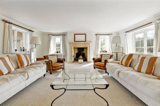7 bedroom detached house to rent - Photo 1