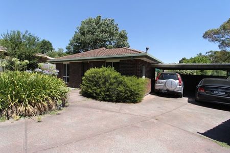 4 Berry Court, Lilydale - Photo 2