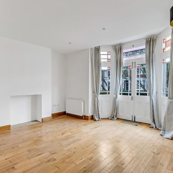 1 bedroom flat to rent - Photo 1