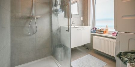 Appartement te huur in Izegem voor € 600 met 1 slaapkamer - Photo 3