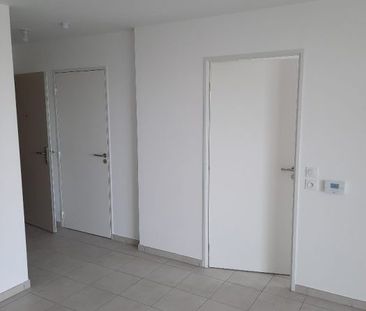 T2 AVEC PARKING ET BALCON - Photo 4