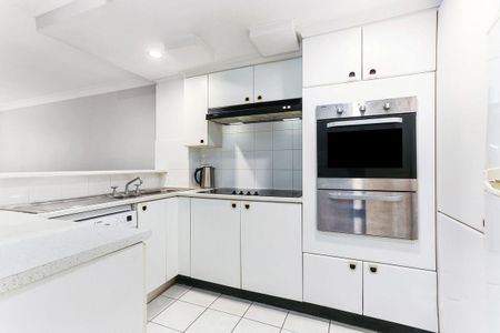 35/313 Harris St, Pyrmont, NSW 2009 - Photo 2