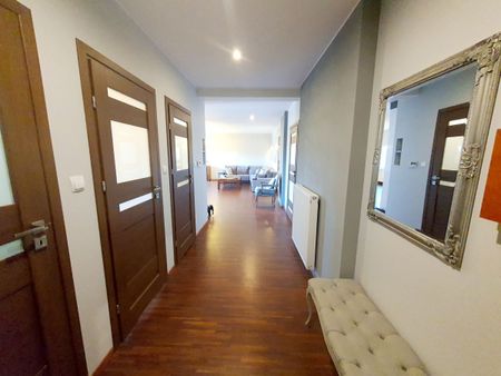 Elegancki apartament na wynajem przy UŁ i Dw. Fabr - Zdjęcie 3