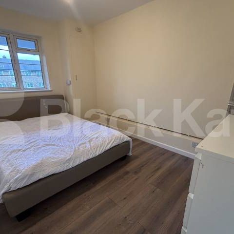 Newly refurbished apartment inclusive of gas, electric & water - Photo 1