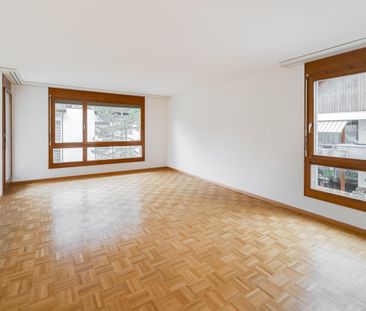 "Grosszügige 4.5-Zimmer-Wohnung" - Foto 1